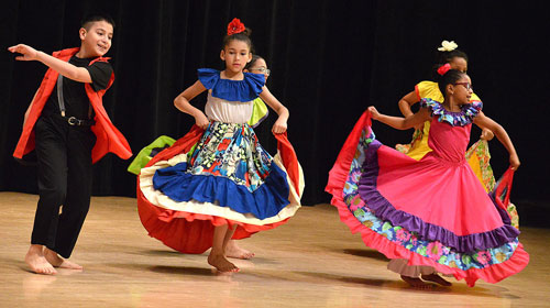 Caribbean-Latin dance class at Hochstein